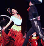 2baile76.jpg (48267 bytes)