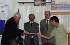 hno28.jpg (43956 bytes)