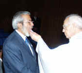 hnojulianj27.jpg (25662 bytes)