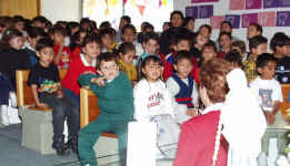 ni�os48.jpg (63957 bytes)